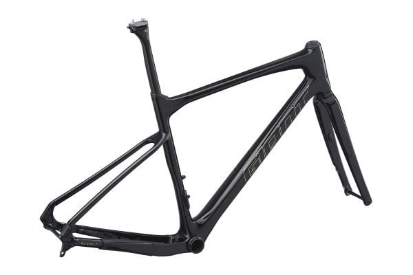 Giant Revolt Advanced Gravel Kadro Seti